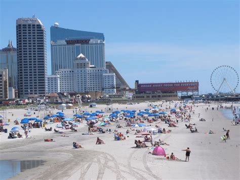 Shortening of internet gambling future stuns Atlantic City casinos